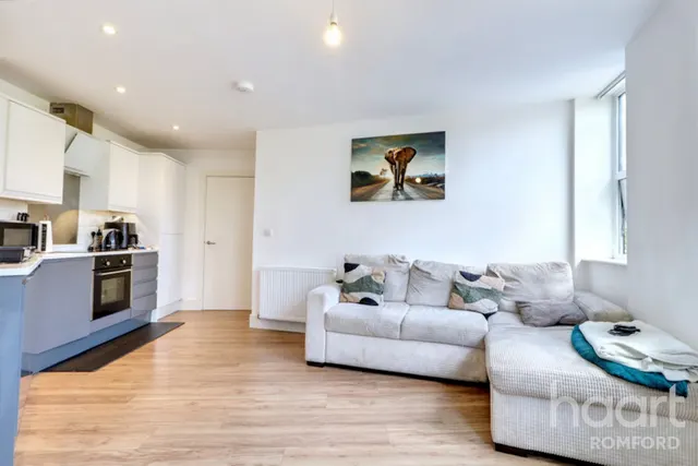 Mercury Gardens, Romford, RM1, photo 2