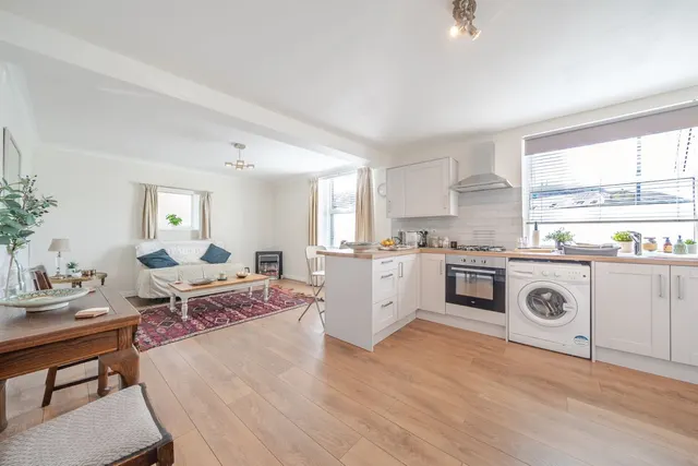 Birch Place, Hebden Bridge, HX7, photo 2
