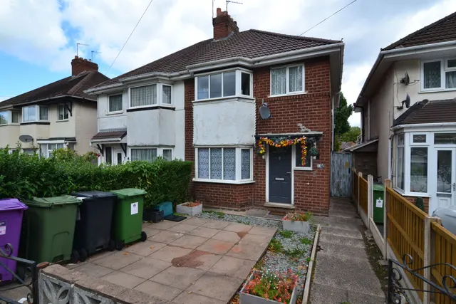 Marston Road, Wolverhampton, West Midlands, WV2 4NL, photo 1