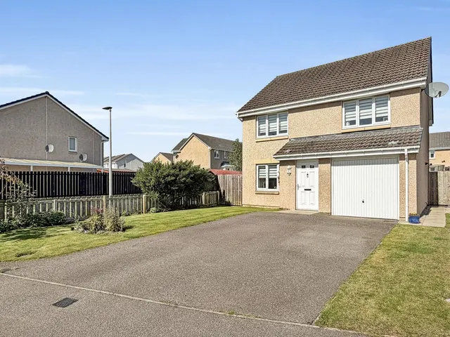 Thornhill Drive, Elgin, photo 1