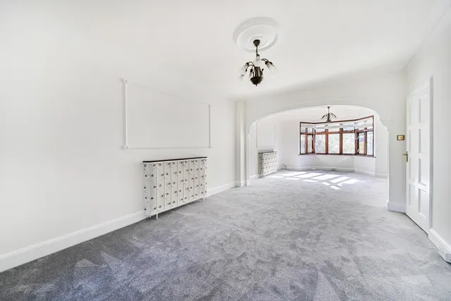 Creighton Avenue, London, N10, photo 2