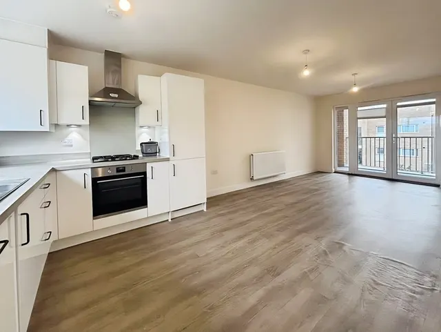 Falmouth Avenue, Cambridge, CB3, photo 2