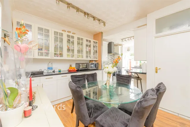 Horsa Road, Northumberland Heath, DA8, photo 3