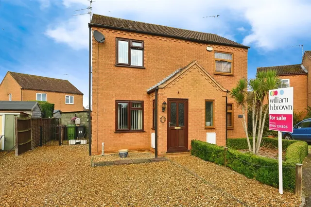 Burma Close, Dersingham, King's Lynn, photo 1