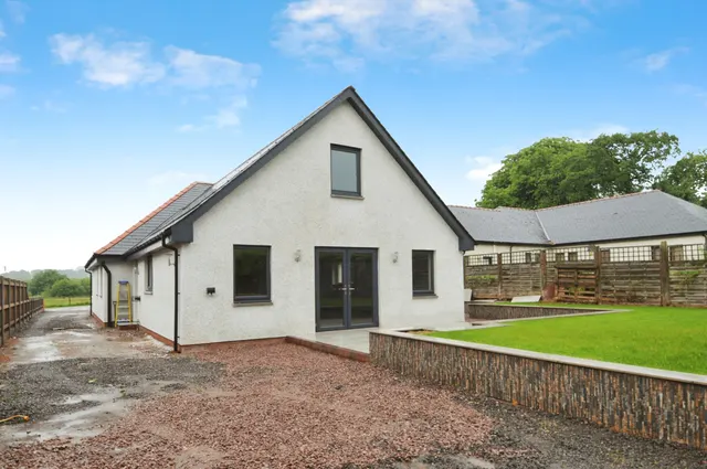 New Abbey Road, Dumfries, DG2, photo 2