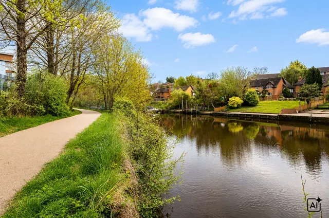 Wallis Place, Maidstone, photo 1