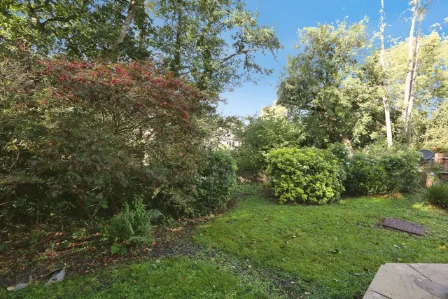 Howard Close, Chandlers Ford, SO53, photo 2