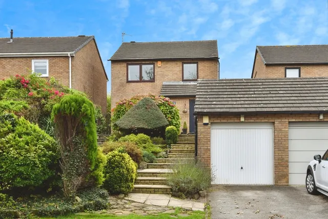 Montrose Crescent, Heysham, LA3, photo 1