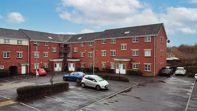Dingle Close, Radcliffe, Manchester, M26 1UN, photo 1