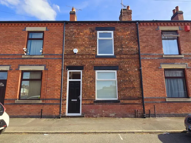Wigan, WN6, photo 1
