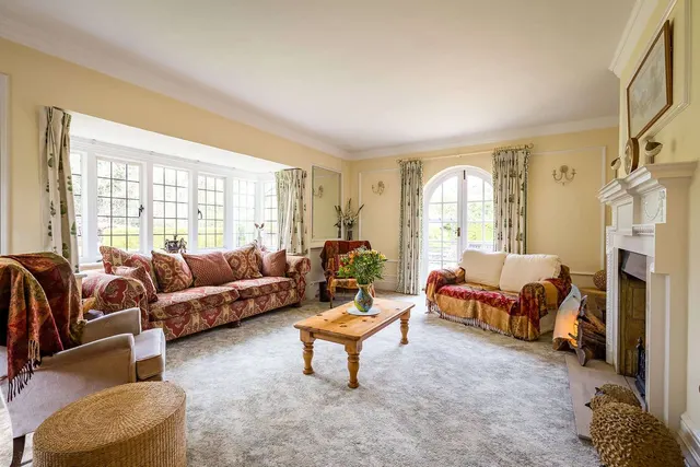 Photo 2 — Bagshot Road, Worplesdon, Guildford, Surrey, GU3 3PX