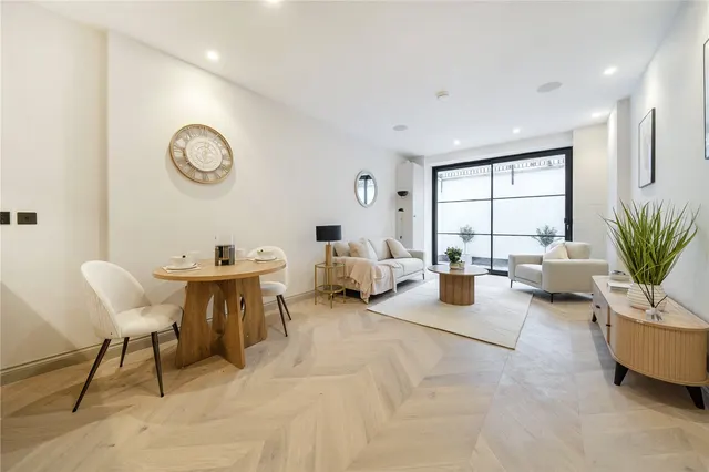 Gordon Road, London, W5, photo 2