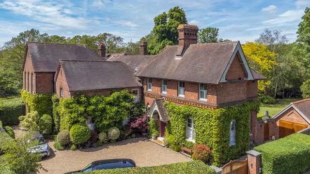 School Road, Chislehurst, BR7, photo 1