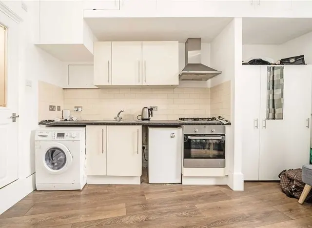 Old Brompton Road, South Kensington, SW5, photo 3