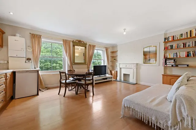 Photo 2 — Holland Road, London, W14 8BD