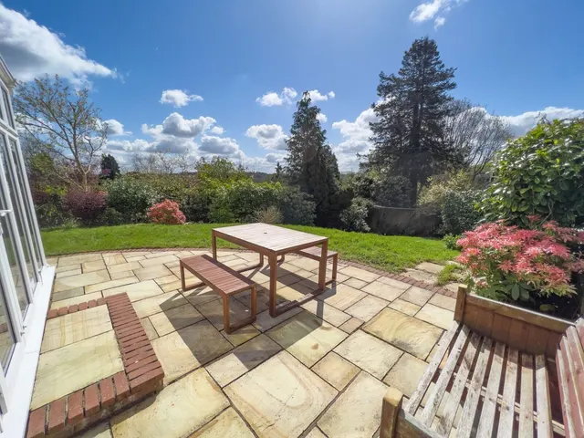 Photo 3 — The Conifers Portland Road, East Grinstead, East Grinstead, RH19 4DZ