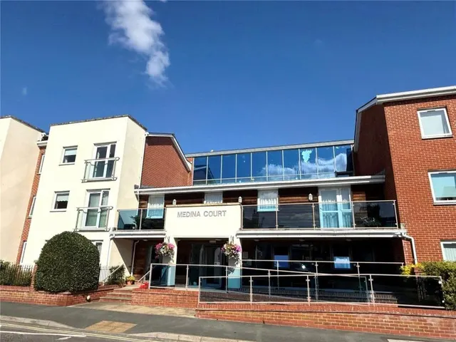 Old Westminster Lane, Newport, PO30, photo 1