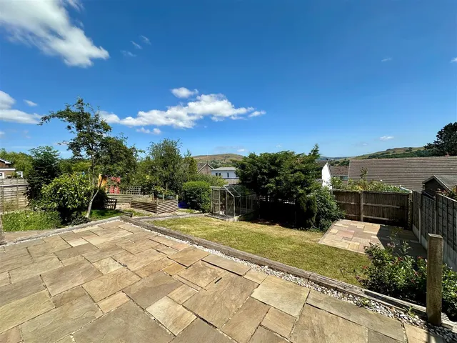 Meadowside, Whaley Bridge, SK23, photo 2
