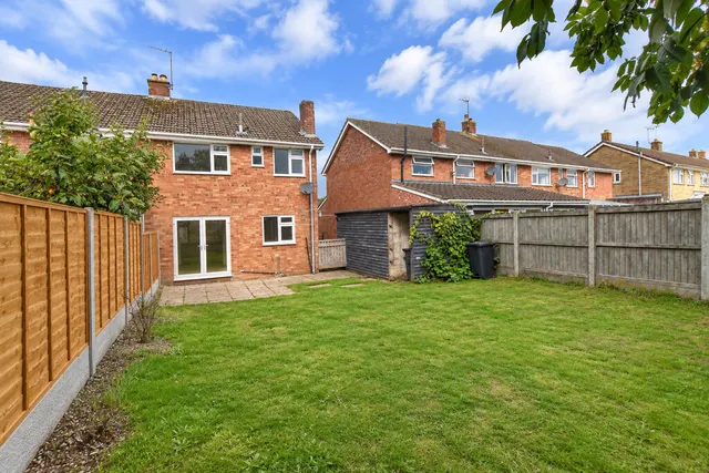 Sherwood Crescent, Market Drayton, photo 2