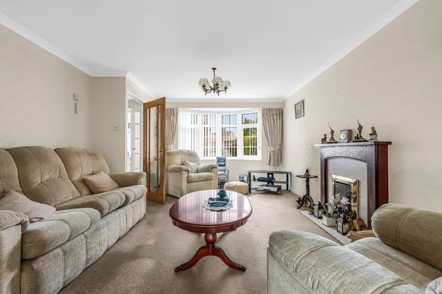 Photo 2 — Aldwyke Rise, Ware, SG12 0BY