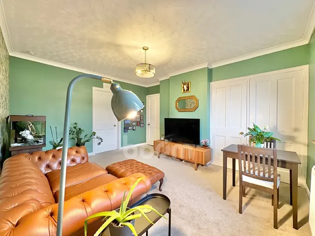 Glenriddet Avenue, Kilbirnie, KA25, photo 1