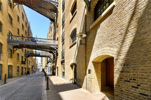 Photo 3 — Shad Thames, London, SE1