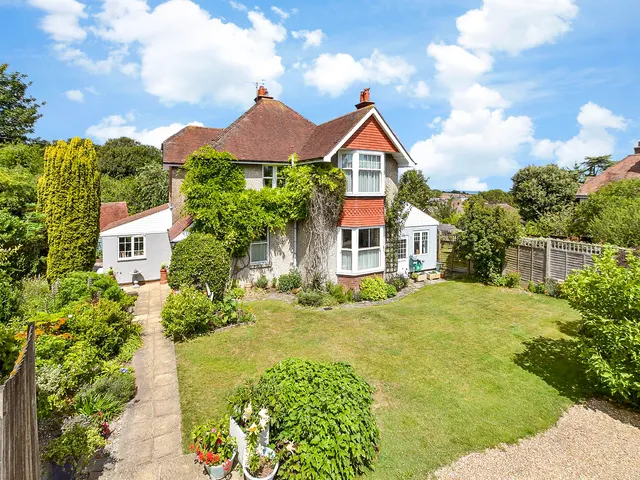 The Avenue, Kingsdown, CT14, photo 1
