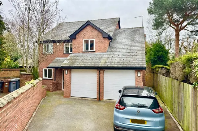 Photo 2 — Wybunbury Road, Willaston, Cheshire, CW5