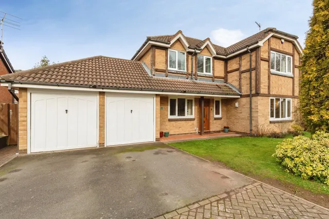 Chepstow Drive, Stafford, Staffordshire, ST17, photo 1