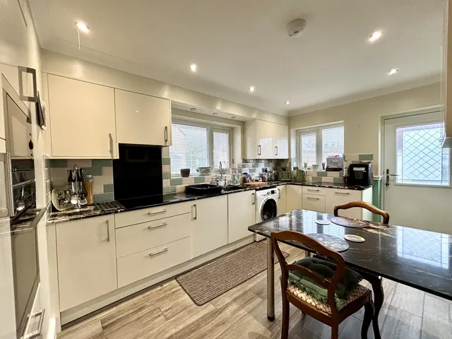Derry Hill, Menston, LS29, photo 3