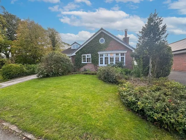 Elmore Close, Crewe, photo 1