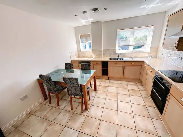 Photo 2 — Pond House Lady Aylesford Avenue, STANMORE HA7 4FQ