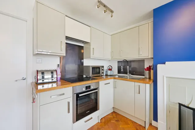 Spencer Road, London, SW20, photo 3