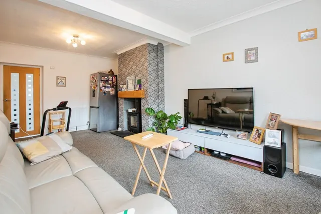 Stuart Street, Sutton-in-Ashfield, NG17, photo 2