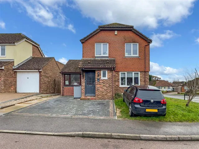 Granary Way, Littlehampton, photo 1