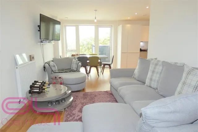 Windsor Road, Slough, SL1, photo 1