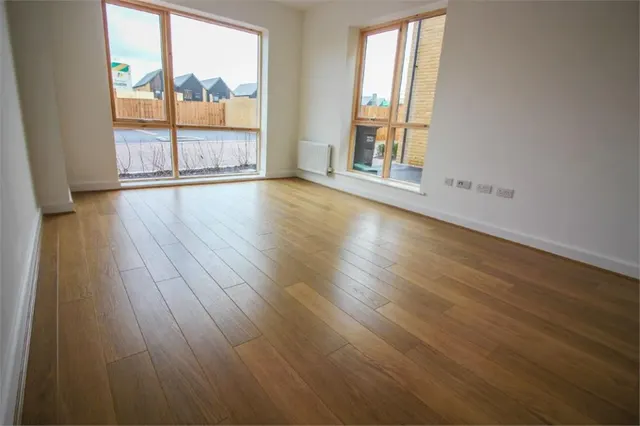 Bullfinch Road, Newhall, CM17, photo 3