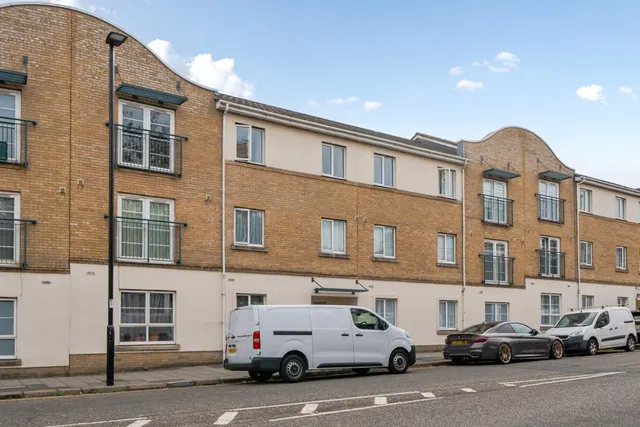 Horn Lane, Acton, W3, photo 3