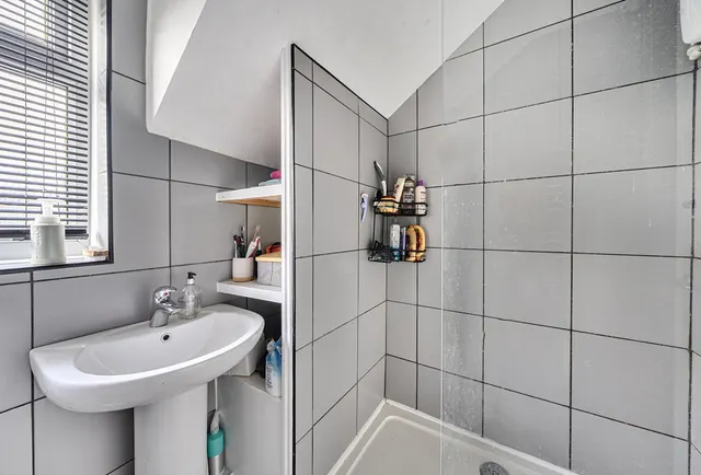 Photo 3 — Charlotte Place, Bath, Tyning Road, BA2 8DB