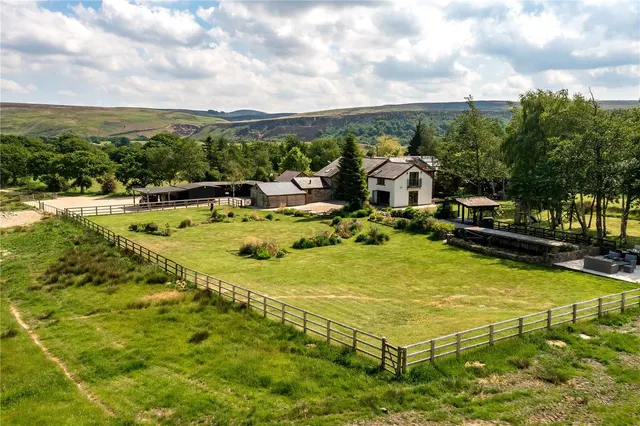 Higher House Lane, Heapey, PR6, photo 3