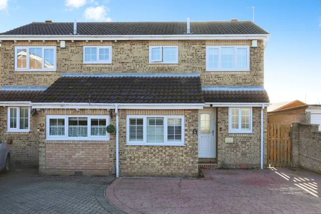 Colsterdale, Worksop, photo 1