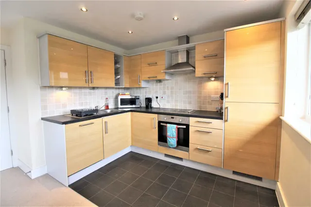 Photo 3 — Stanton House, Aylesbury, HP21 8FW