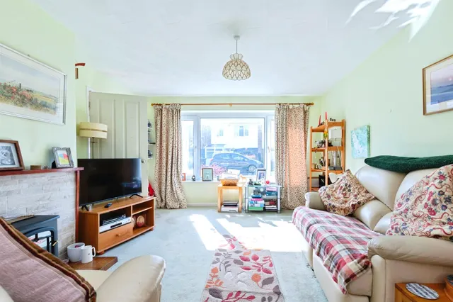Downlands Close, Downton, SP5, photo 2