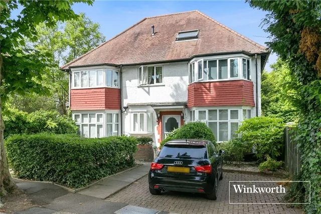 Salisbury Avenue, Finchley, London, N3, photo 1