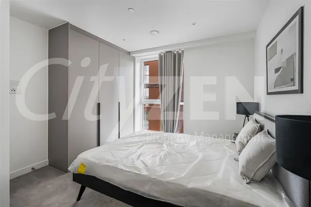 Fulton Road, Wembley, HA9, photo 2