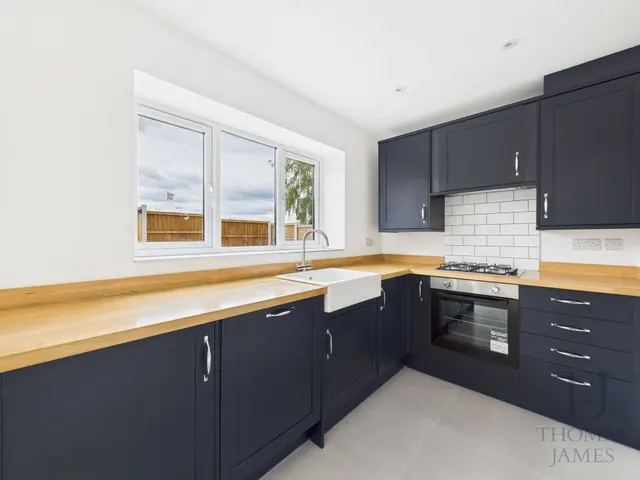 Ringleas, Nottingham, NG12, photo 2