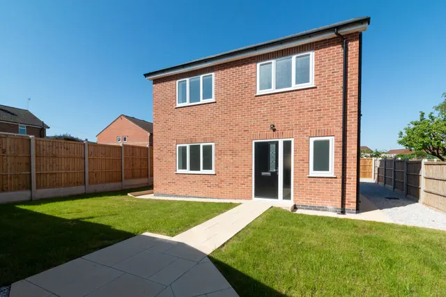 Ringleas, Nottingham, NG12, photo 1