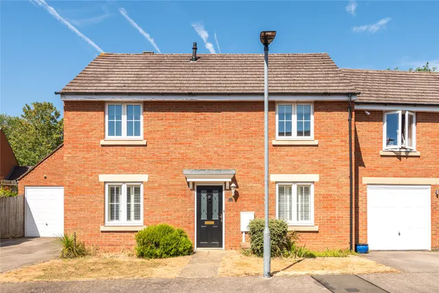 4 bedroom house, Wood End Close, Sharnbrook, MK44