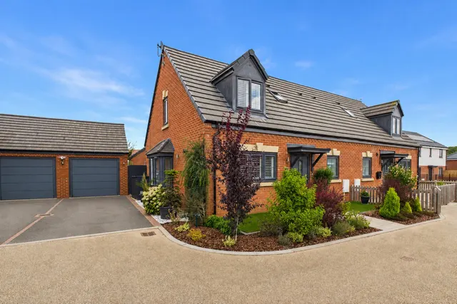 Duke Of York Avenue, Bishops Tachbrook, Leamington Spa, photo 1