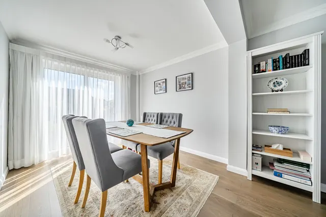 Photo 3 — Halifield Drive, DA17